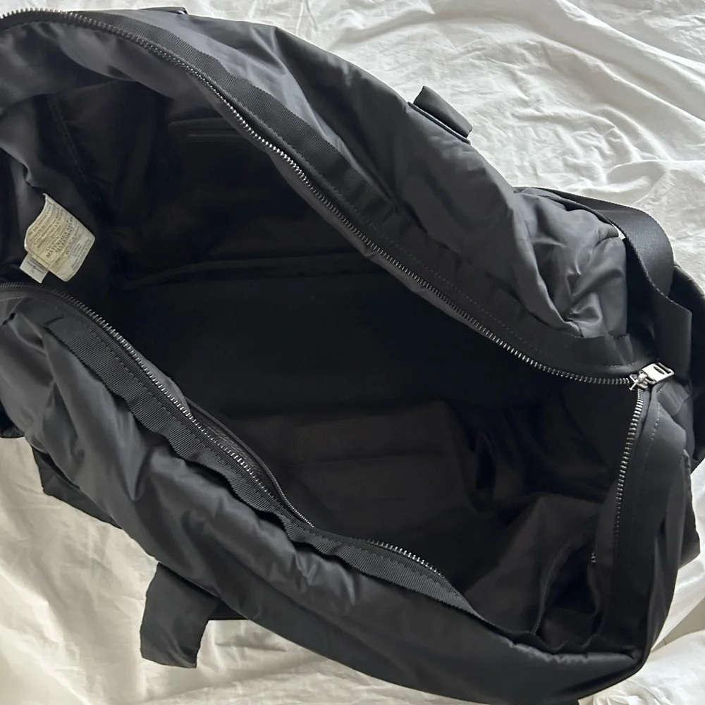 Lulu lemon yoga bag - Picture 3 of 6